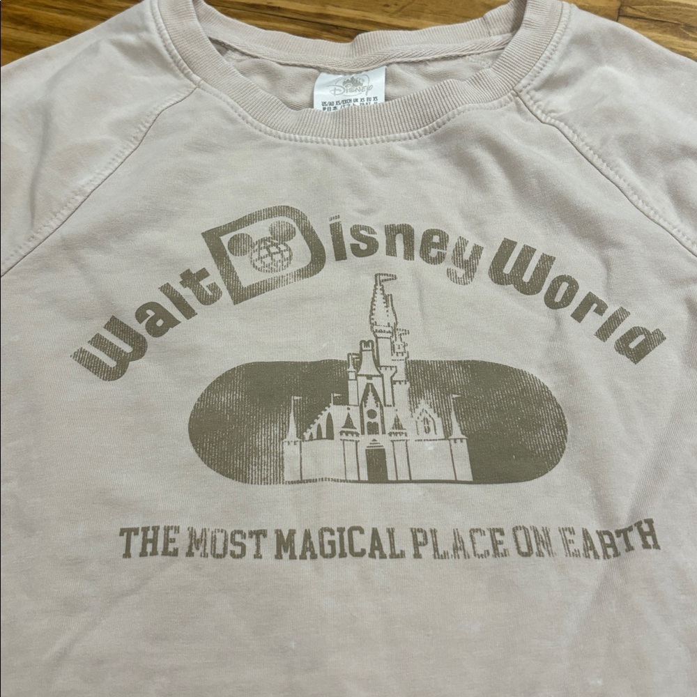 Authentic Disney Parks Walt Disney World Long Sleeve Shirt Size XS in Tan Color - Picture 3 of 3